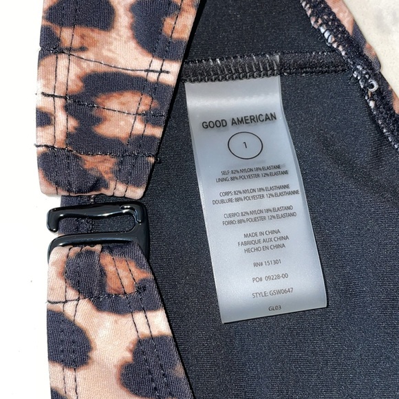 NWT Good American Deep Scoop Neck Bikini Top, Leopard Print. Size 1 / Small. - Picture 5 of 8